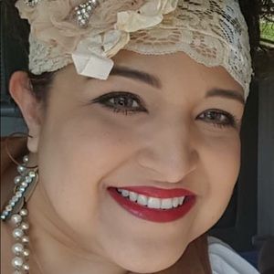 Meet your Posher, Linda mae